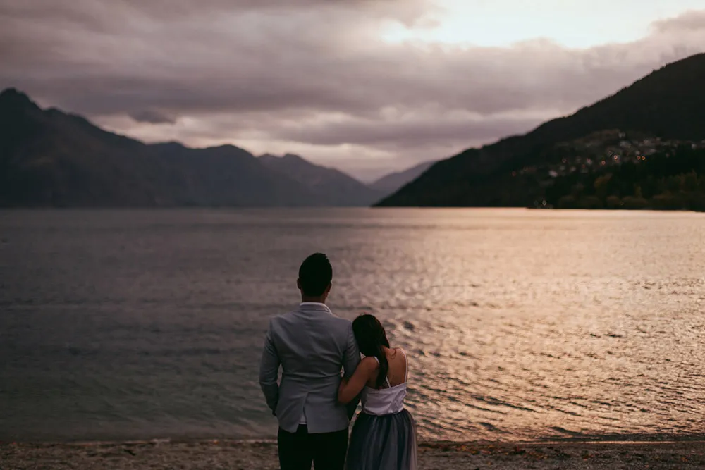 Photo by Fire, Wood &amp; Earth. theweddingnotebook.com