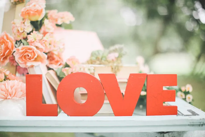 Photo by Daniel Lei Studio. theweddingnotebook.com