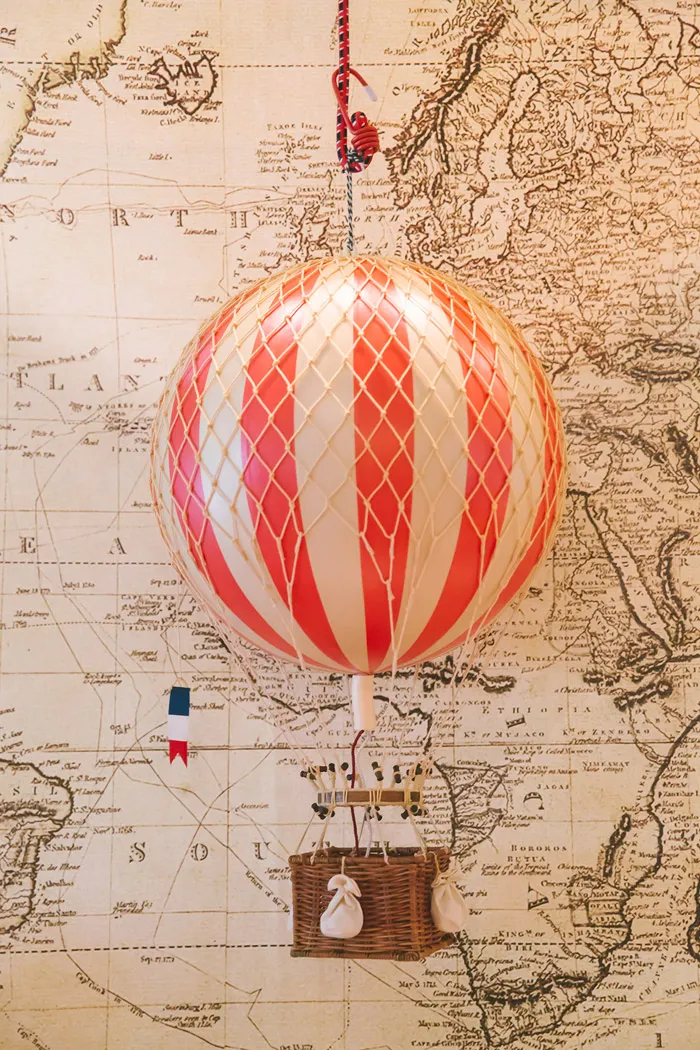 Travel themed wedding. Photo by Awesome Memories Photography. Styling by Rosette Designs &amp; Co. theweddingnotebook.com