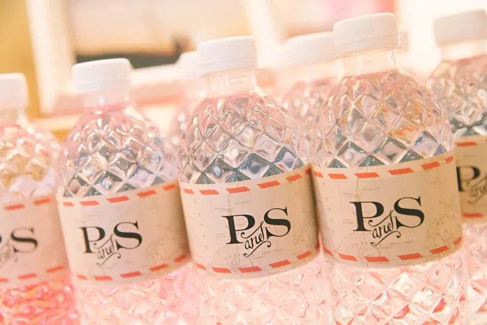 Photo by Awesome Memories Photography. Styling by Rosette Designs &amp; Co. theweddingnotebook.com