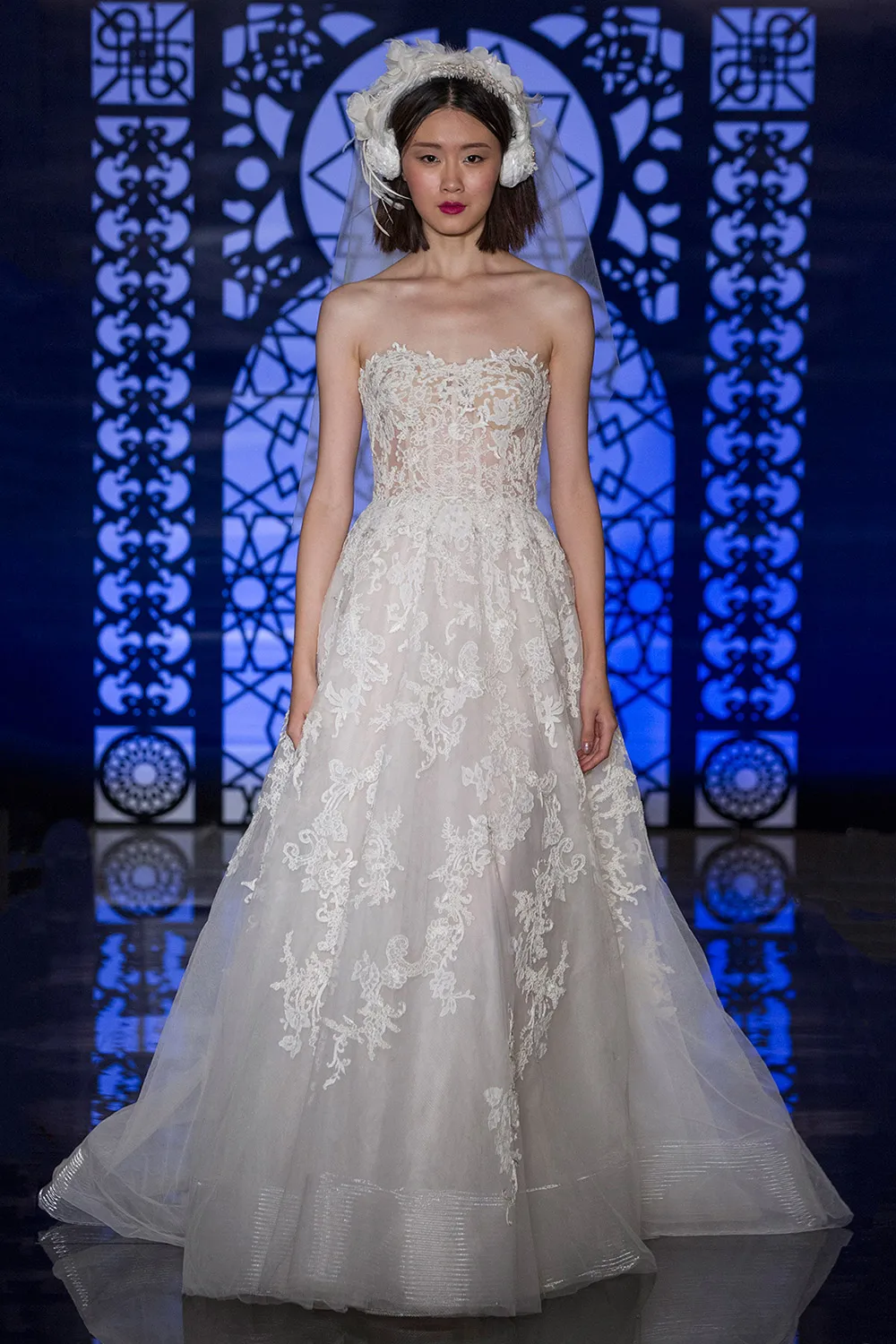 Reem Acra Fall 2016 Bridal Collection. theweddingnotebook.com