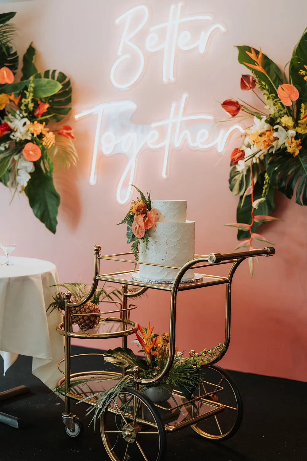 Louis Gan Photography. Cake by sayaBAKE. theweddingnotebook.com