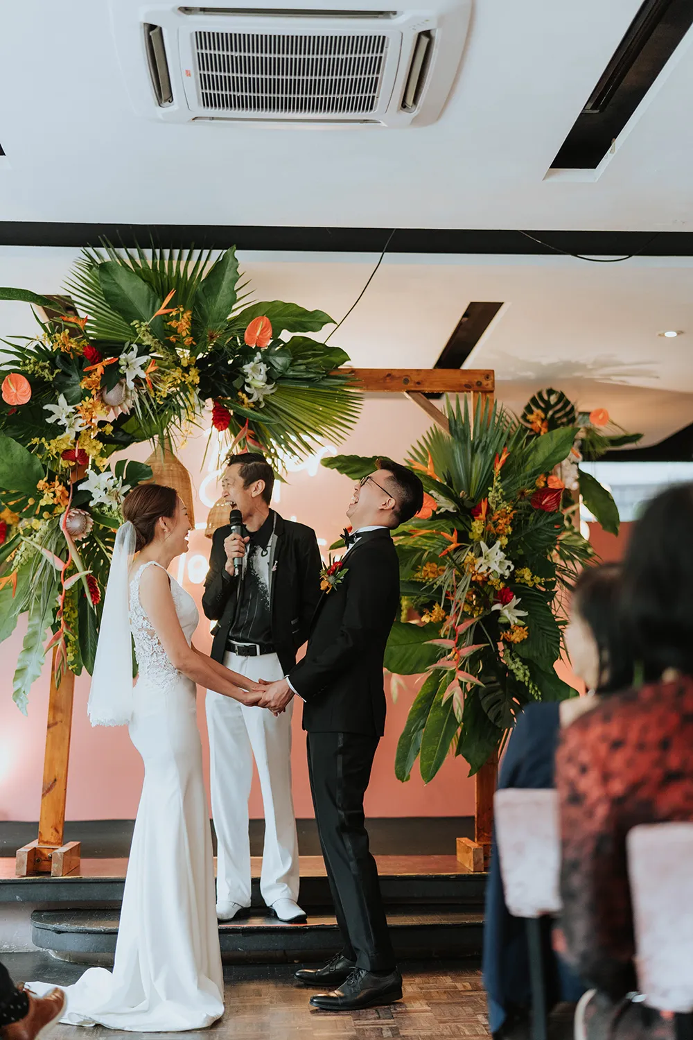 Louis Gan Photography. theweddingnotebook.com