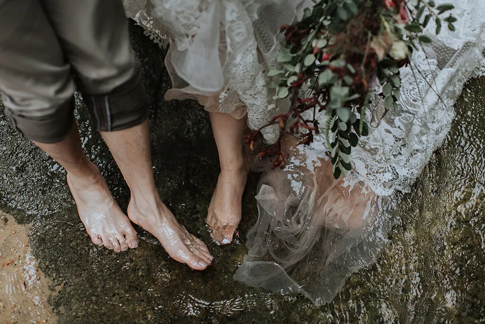 Photo by Anson Photography. theweddingnotebook.com