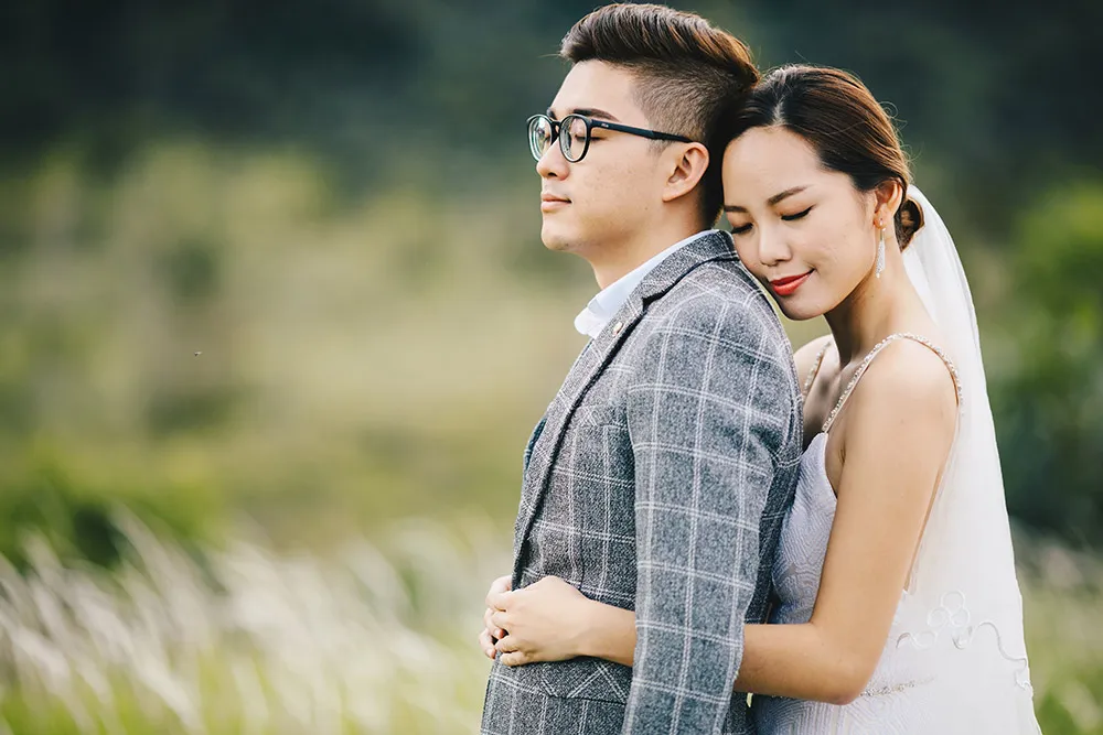 Photo by White Studio. theweddingnotebook.com
