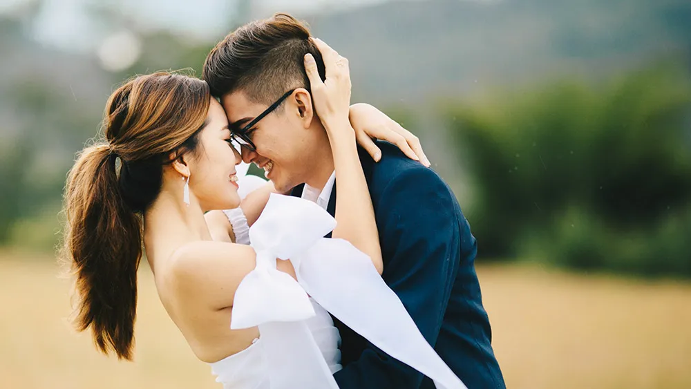 Photo by White Studio. theweddingnotebook.com