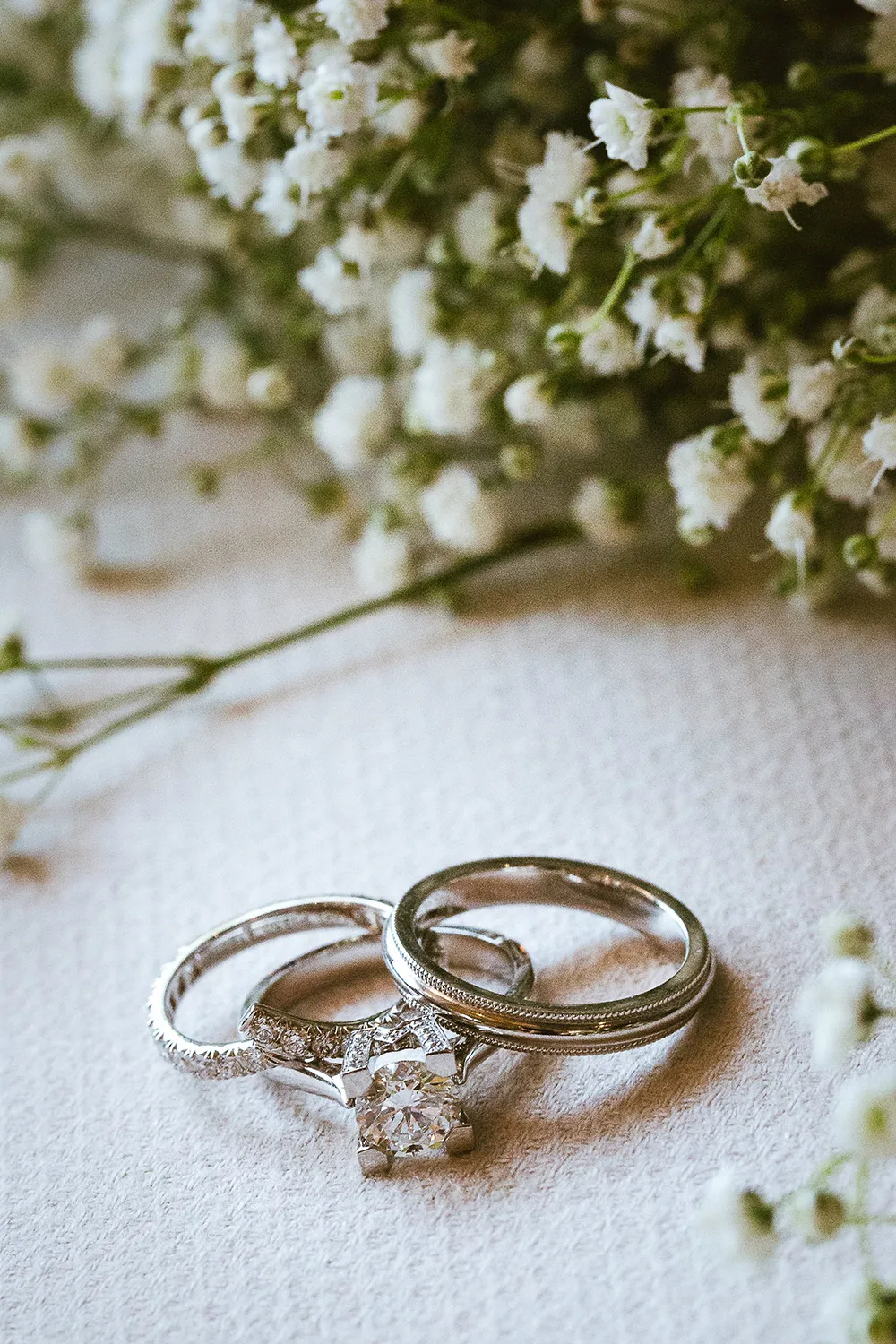 Photo by Studiokel Photography. theweddingnotebook.com