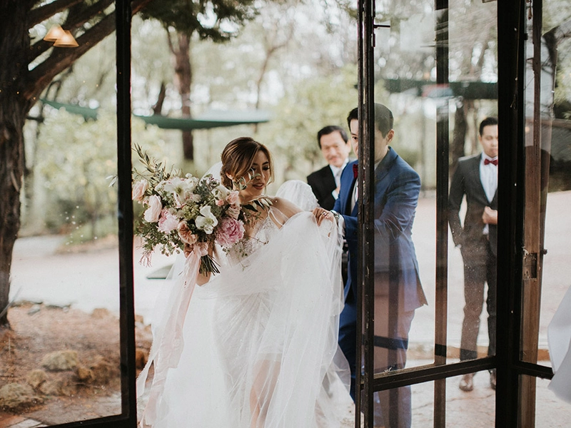 Resplendent Blush on White Wedding at Darlington Estate Perth