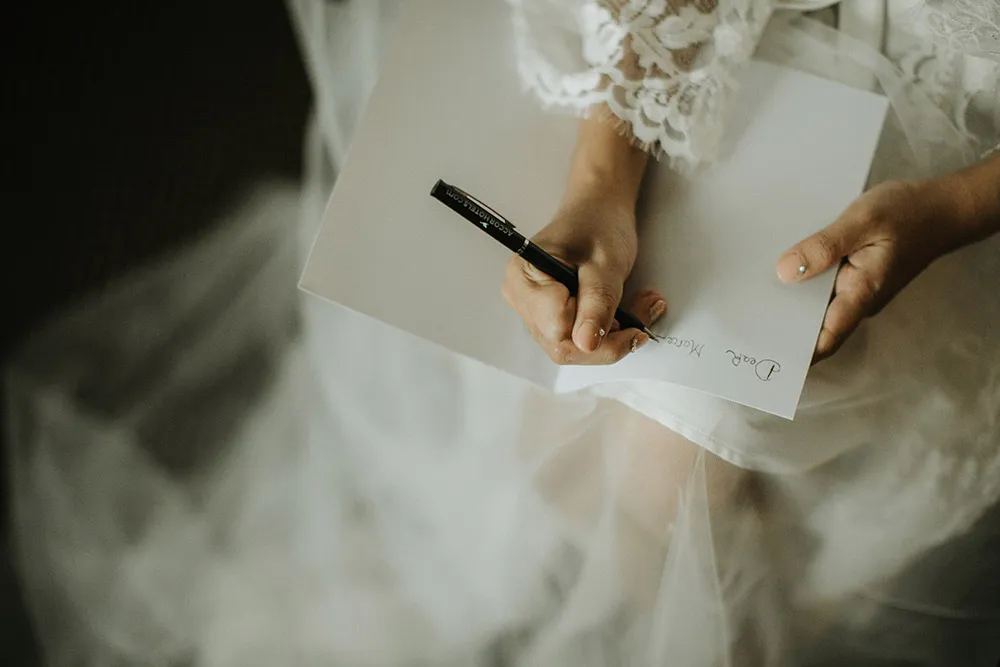 Photo by Iluminen. theweddingnotebook.com