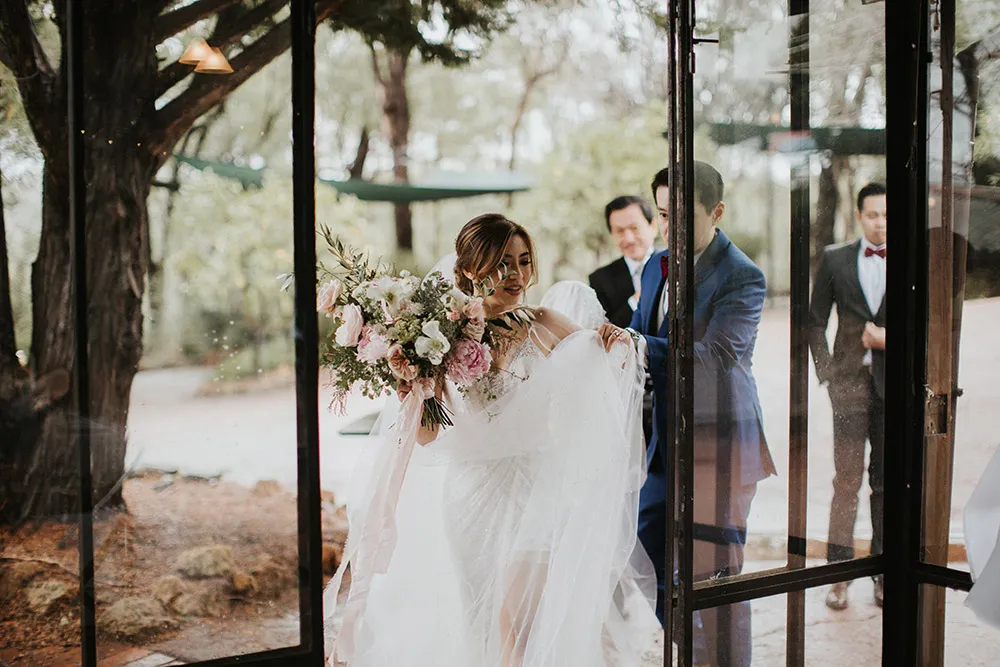 Photo by Iluminen. theweddingnotebook.com