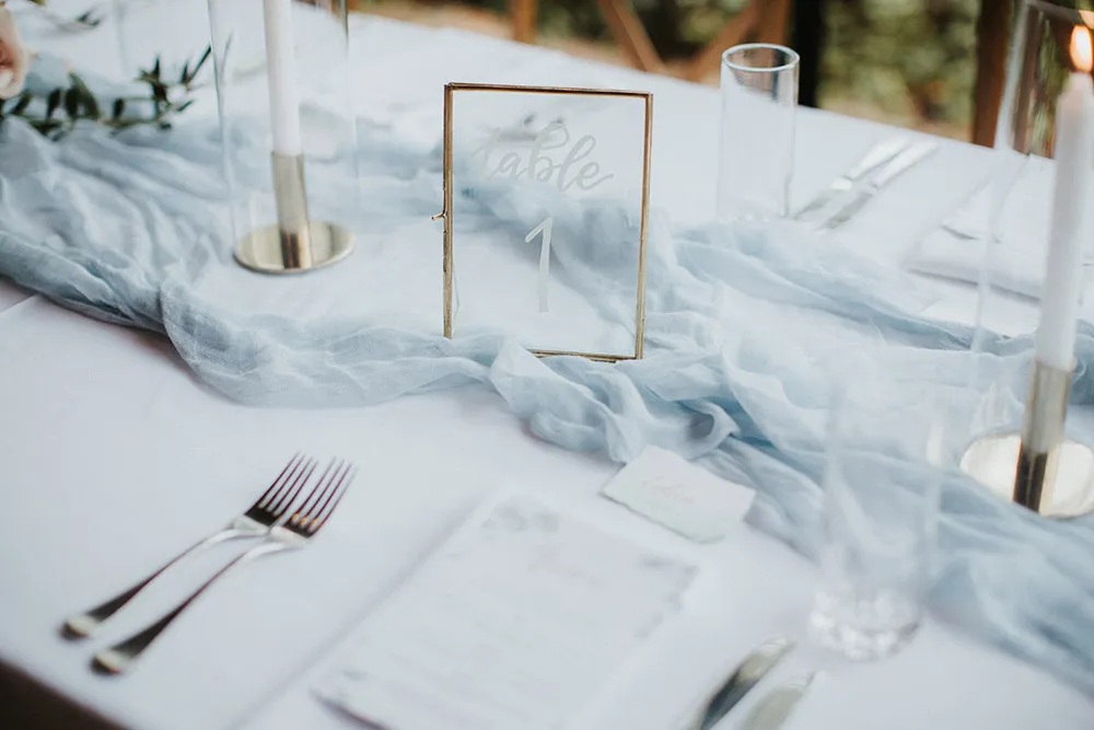 Photo by Iluminen. theweddingnotebook.com