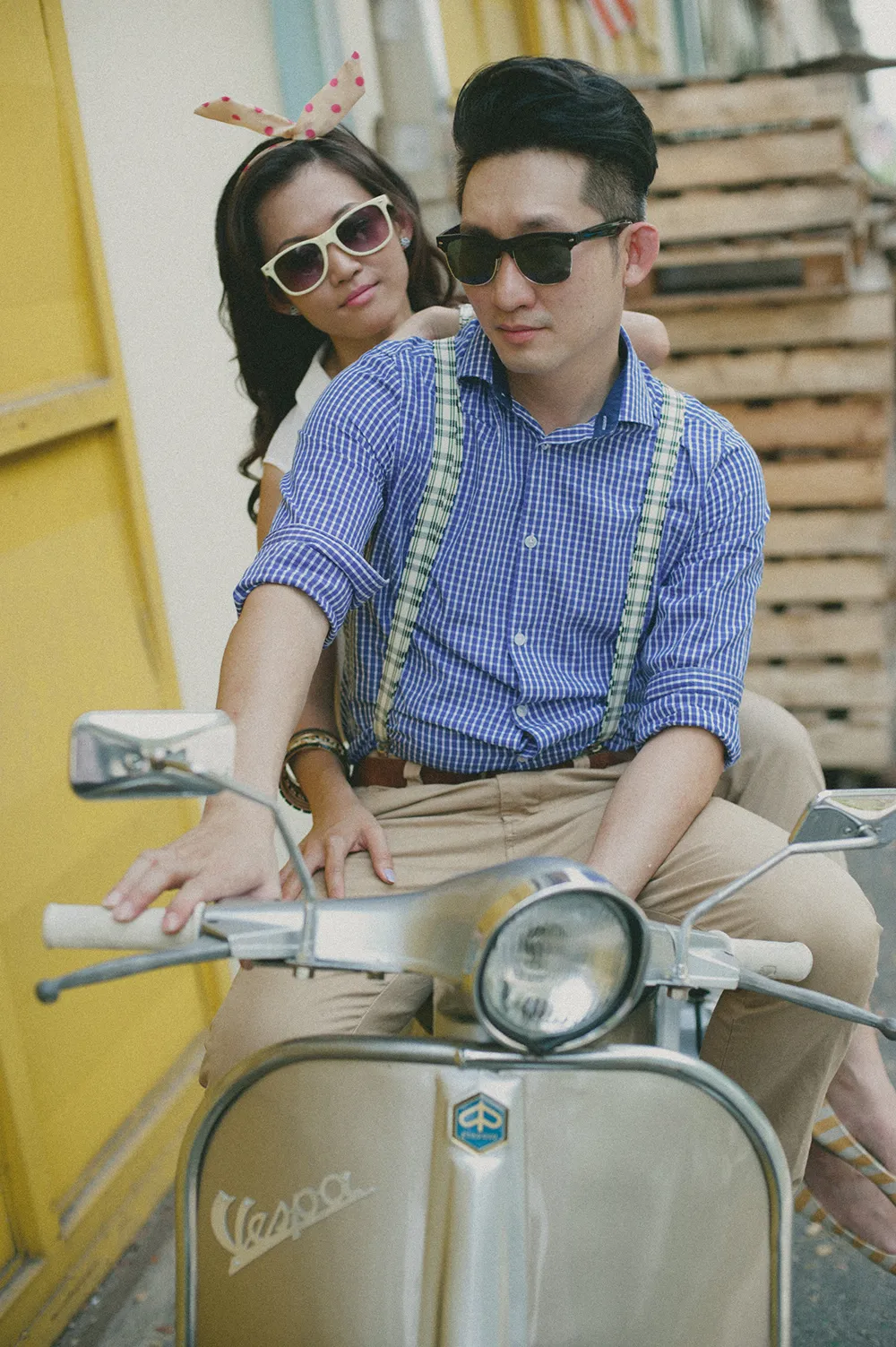 Photo by Daren Chong Photography. theweddingnotebook.com