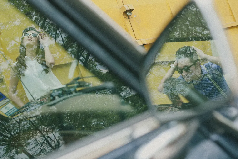 Photo by Daren Chong Photography. theweddingnotebook.com