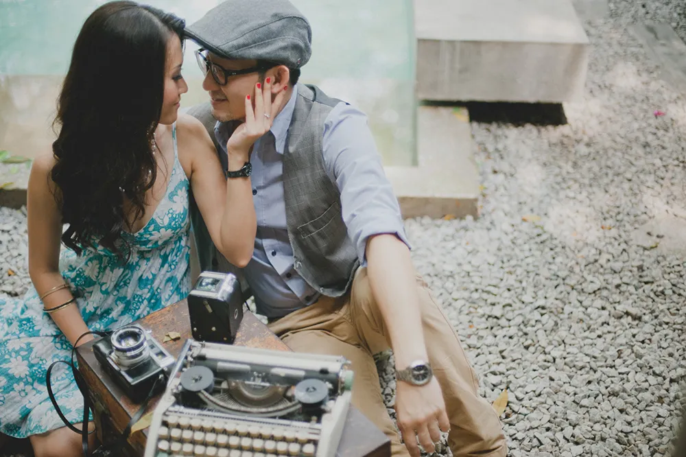 Photo by Daren Chong Photography. theweddingnotebook.com
