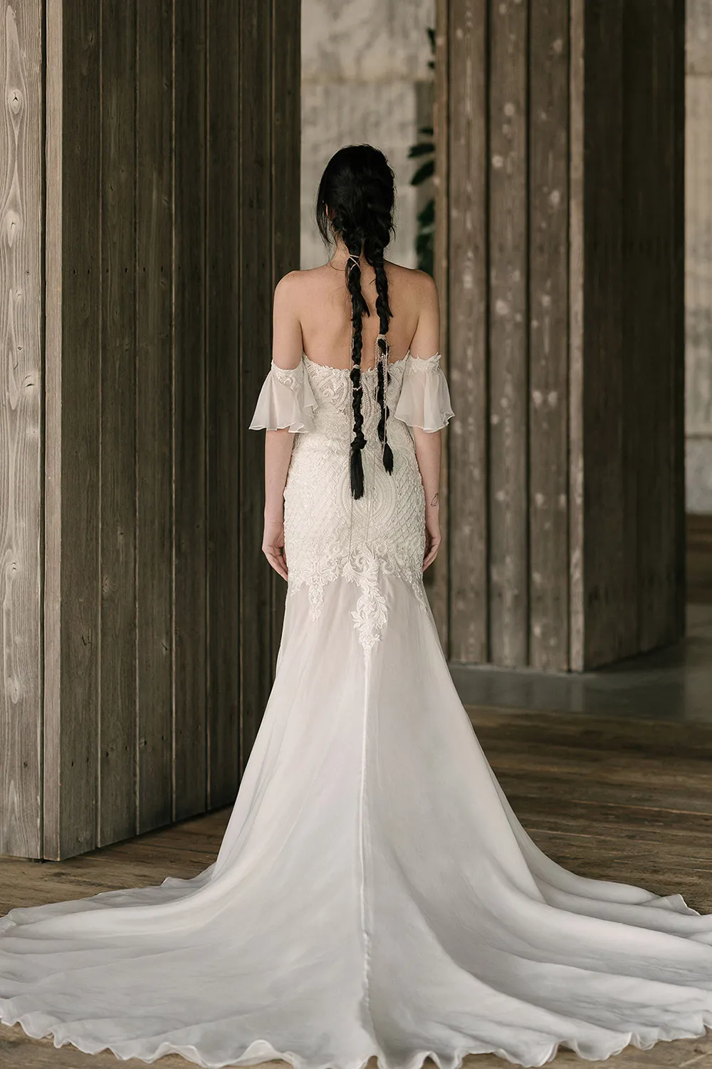 Rivini by Rita Vinieris Spring 2019 Collection. theweddingnotebook.com