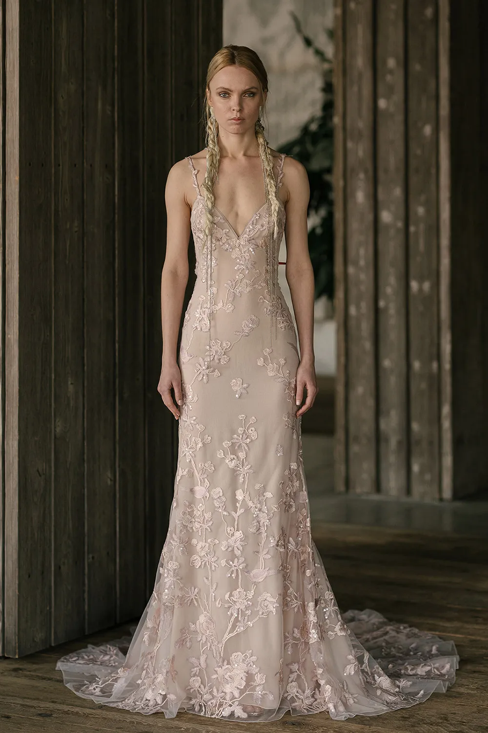 Rivini by Rita Vinieris Spring 2019 Collection. theweddingnotebook.com