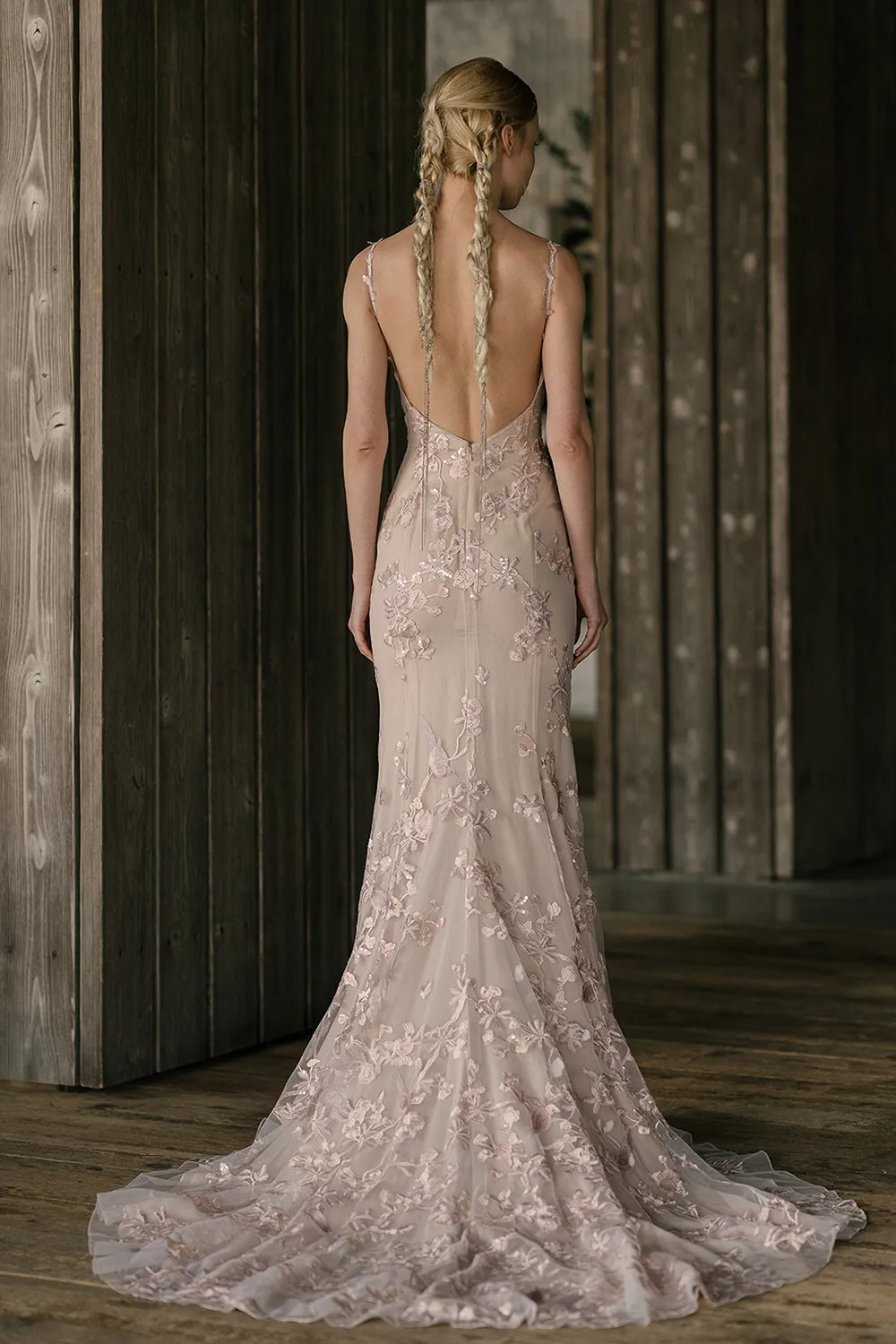 Rivini by Rita Vinieris Spring 2019 Collection. theweddingnotebook.com