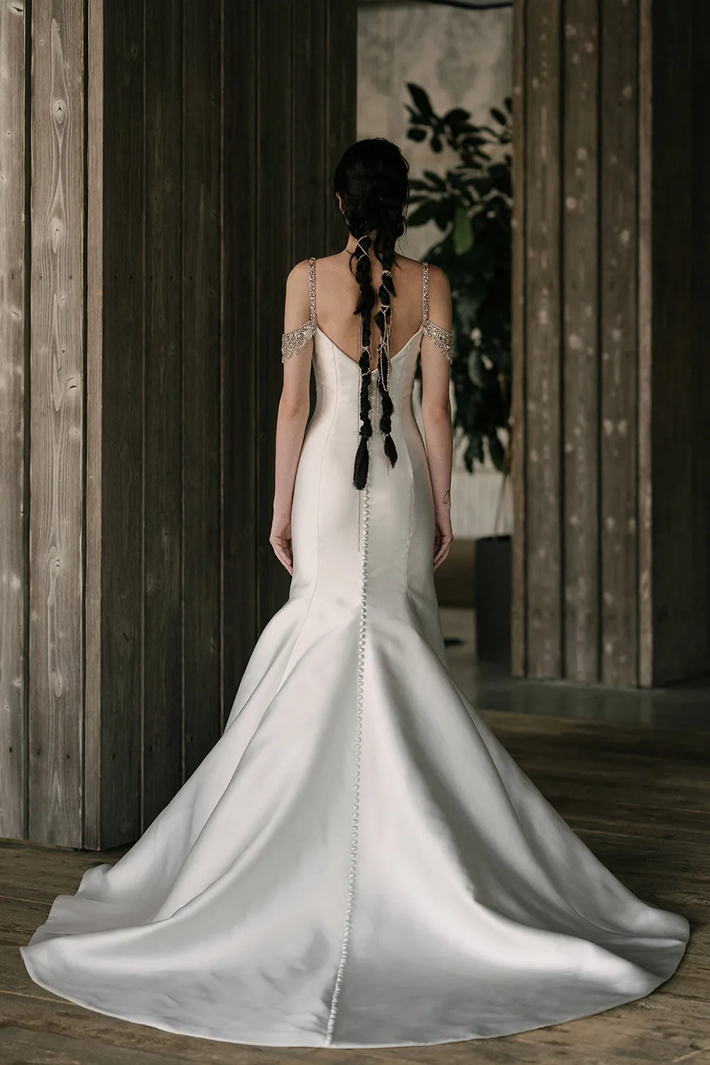 Rivini by Rita Vinieris Spring 2019 Collection. theweddingnotebook.com