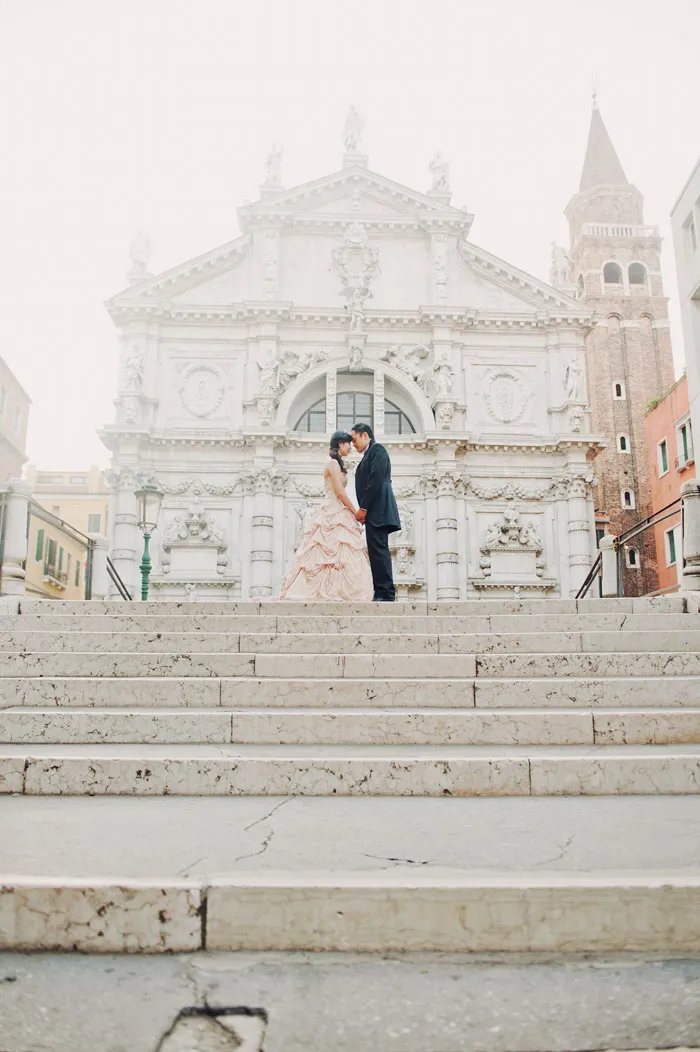 Photo by AndroidsinBoots. theweddingnotebook.com