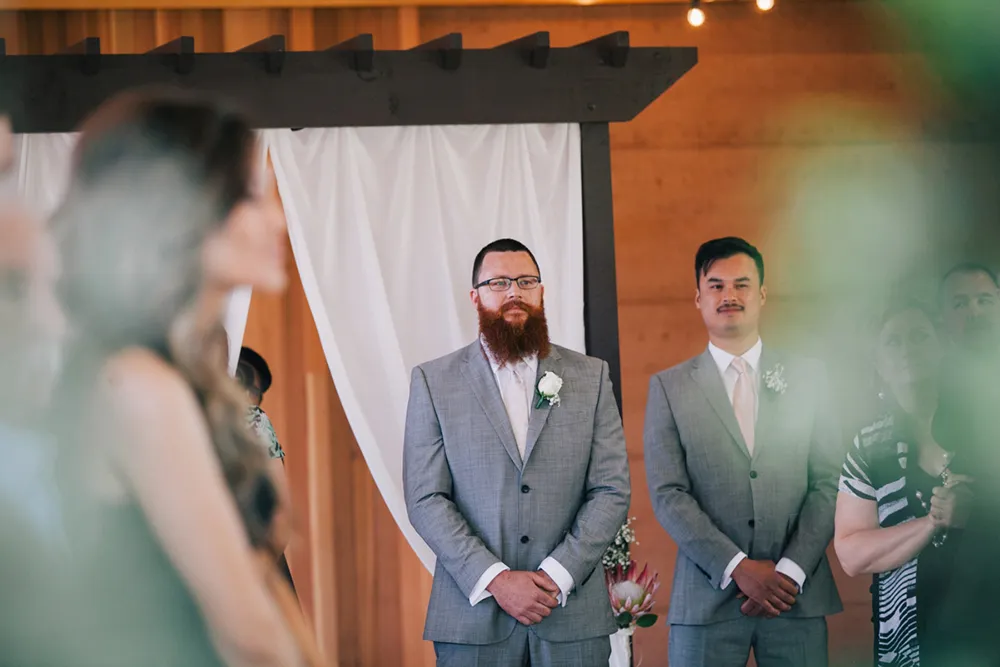 Photo by Ben Yew Photography. theweddingnotebook.com