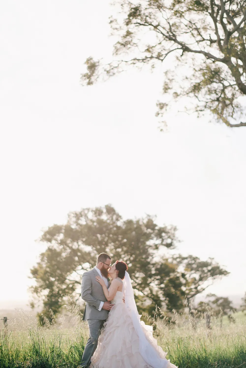 Photo by Ben Yew Photography. theweddingnotebook.com