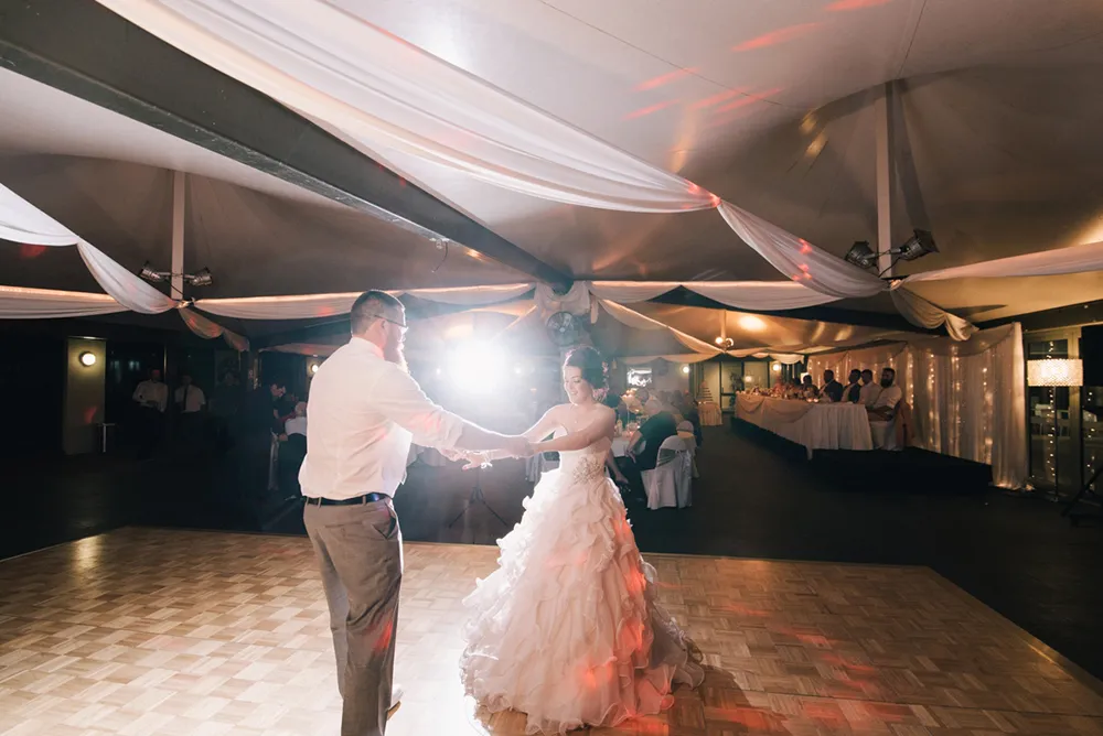 Photo by Ben Yew Photography. theweddingnotebook.com