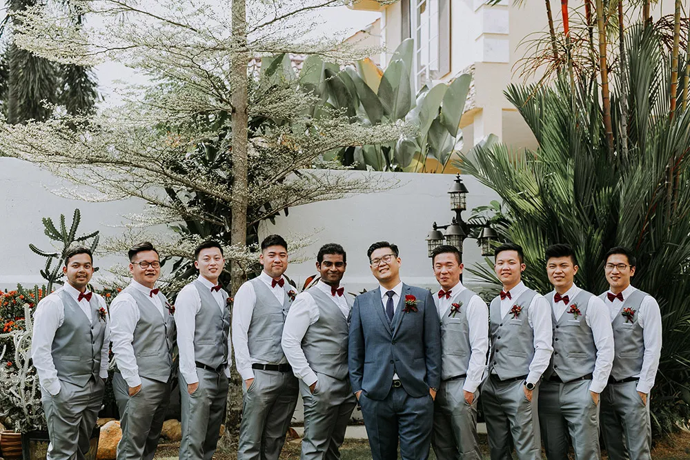 Photo by Louis Loo Photography. theweddingnotebook.com