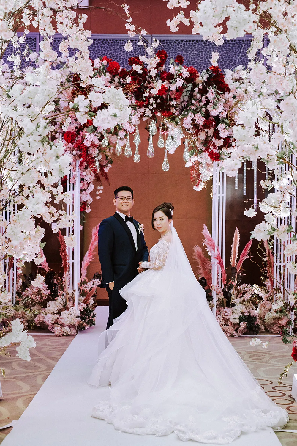 Photo by Louis Loo Photography. theweddingnotebook.com