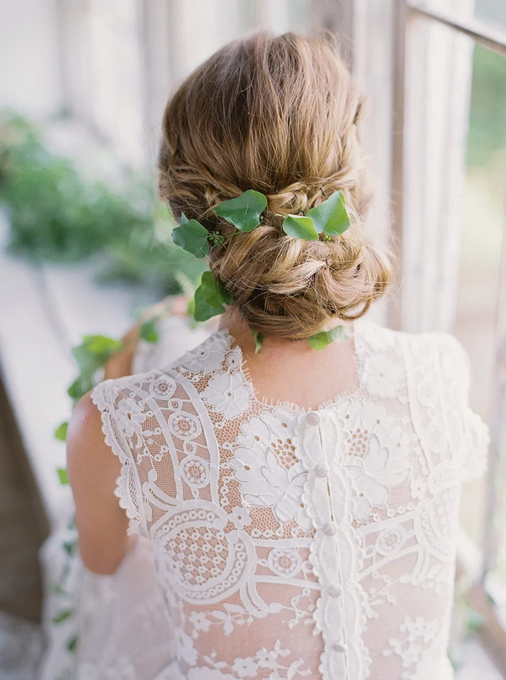 Cheyenne - Romantique 2016 Collection. theweddingnotebook.com