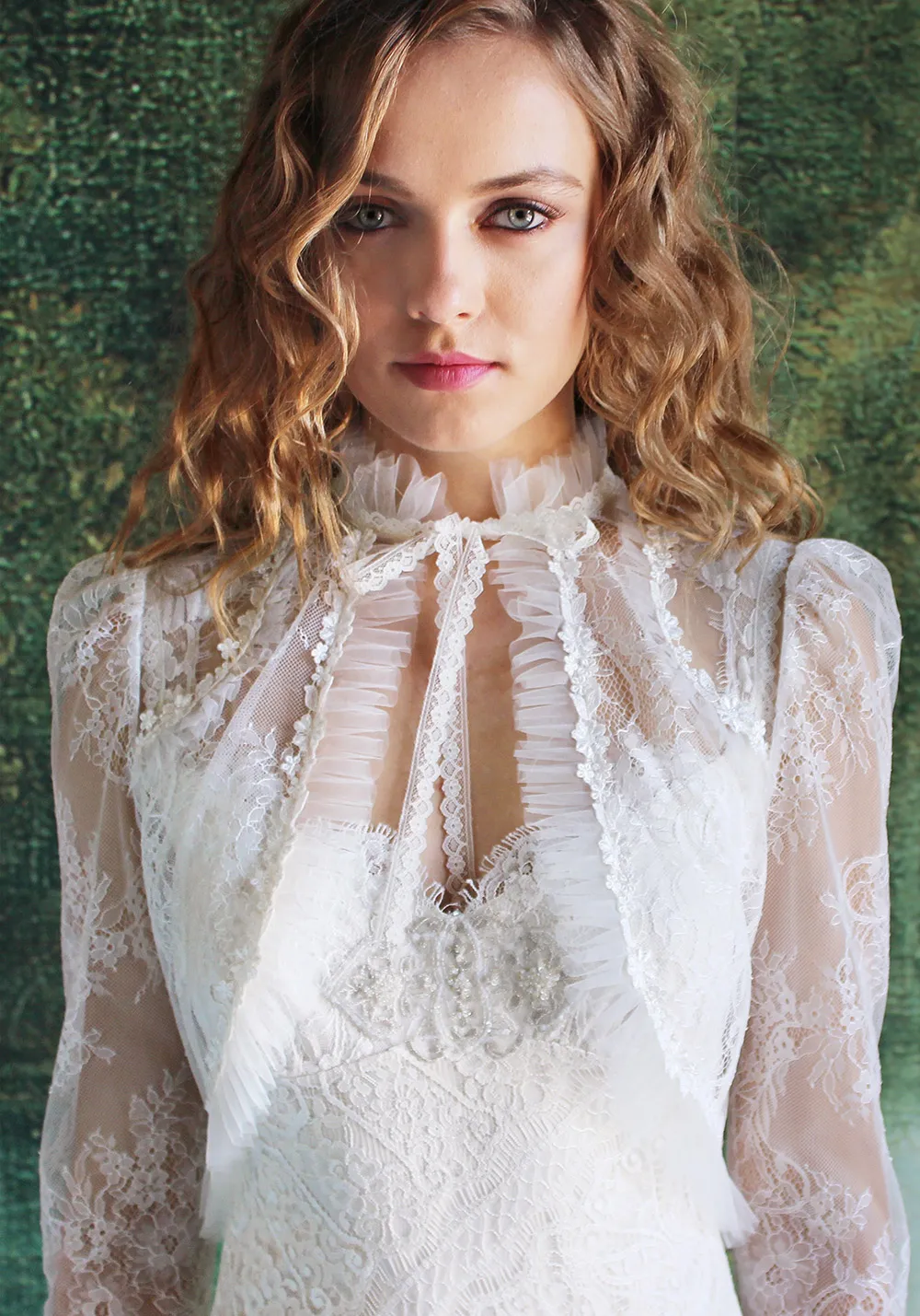 Willa - Romantique 2016 Collection. theweddingnotebook.com