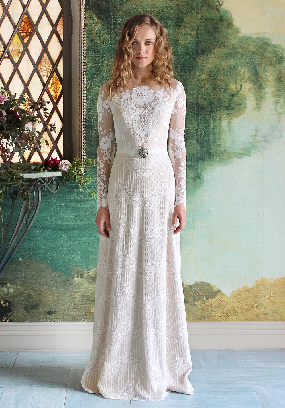 Winona - Romantique 2016 Collection. theweddingnotebook.com