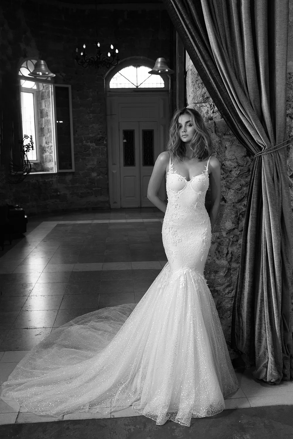 Romanzo by Julie Vino 2017 Bridal Collection. theweddingnotebook.com