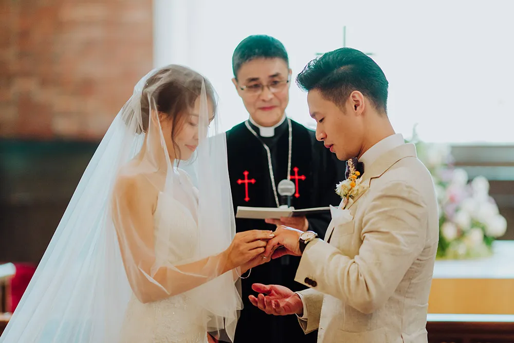 Photo by Androidsinboots. theweddingnotebook.com