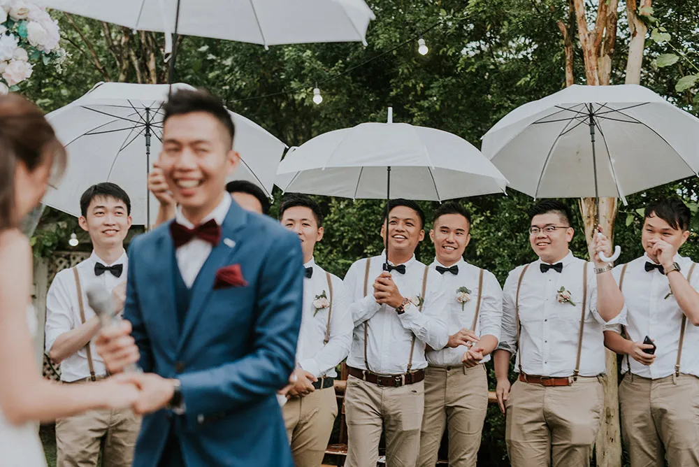 Photo by Twins Photography. theweddingnotebook.com