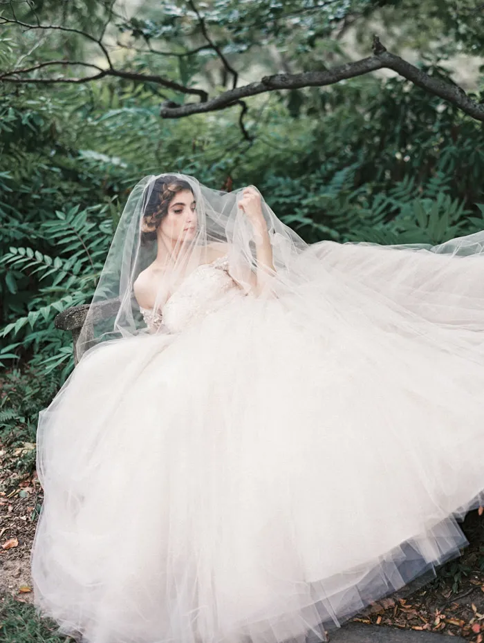 Kristina Rose – Sareh Nouri Fall 2015 Collection. theweddingnotebook.com