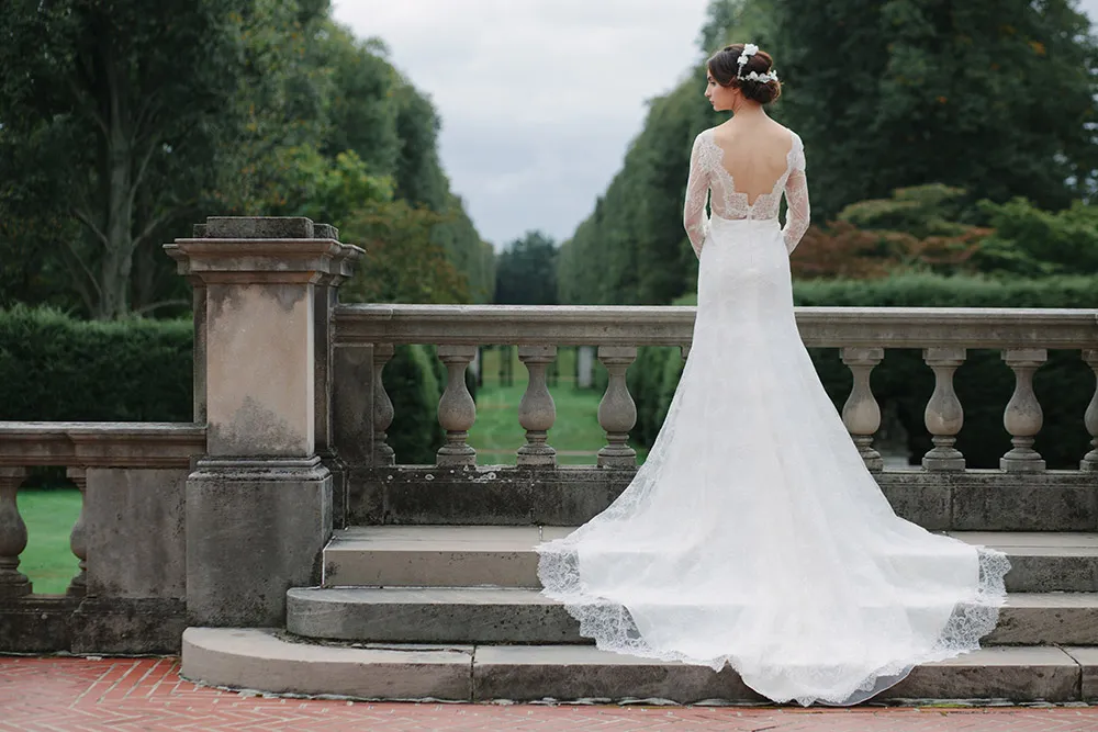 Miriam - Sareh Nouri Fall 2016 Collection. theweddingnotebook.com