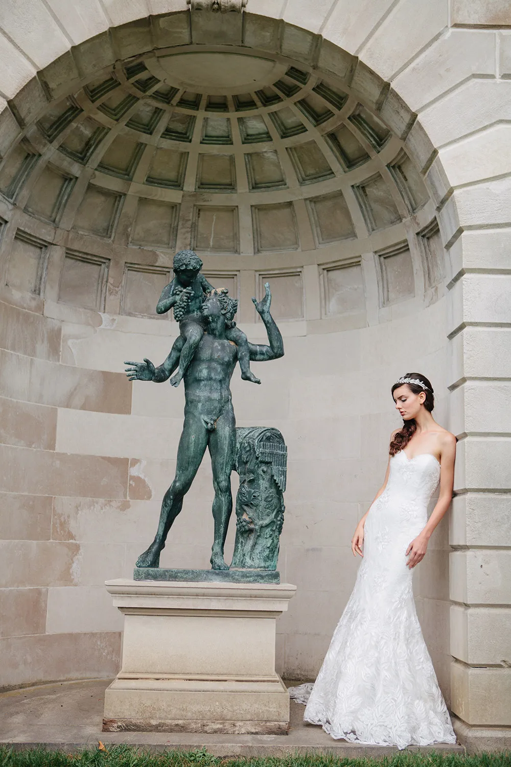 Nour- Sareh Nouri Fall 2016 Collection. theweddingnotebook.com