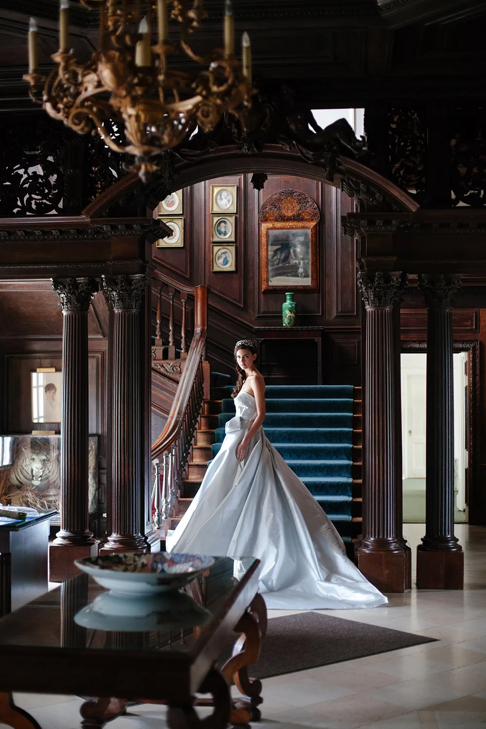 Yasmine - Sareh Nouri Fall 2016 Collection. theweddingnotebook.com