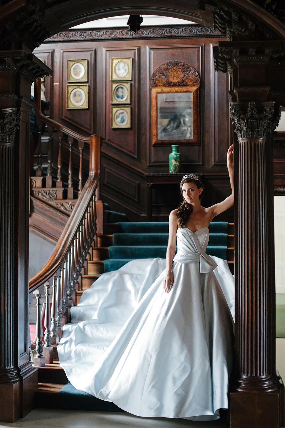 Yasmine - Sareh Nouri Fall 2016 Collection. theweddingnotebook.com
