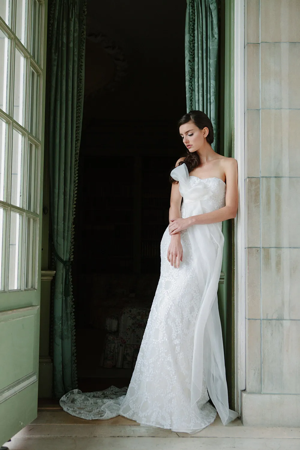 Zarin - Sareh Nouri Fall 2016 Collection. theweddingnotebook.com