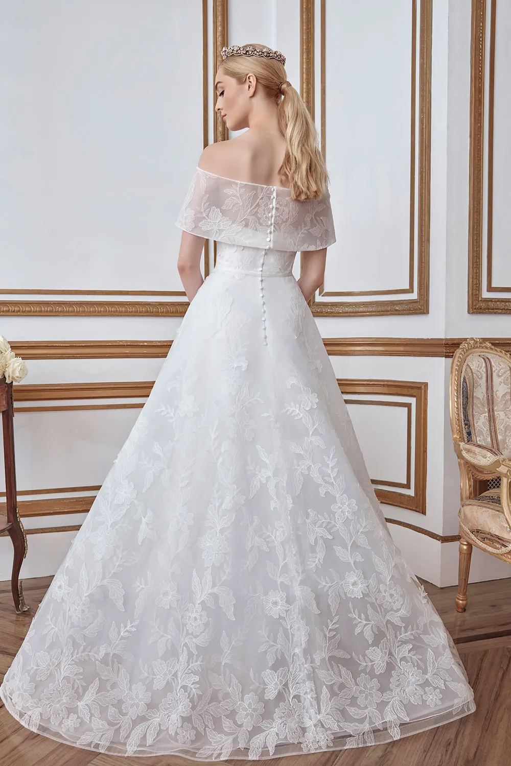 Sareh Nouri New York Fall 2021 Collection. theweddingnotebook.com