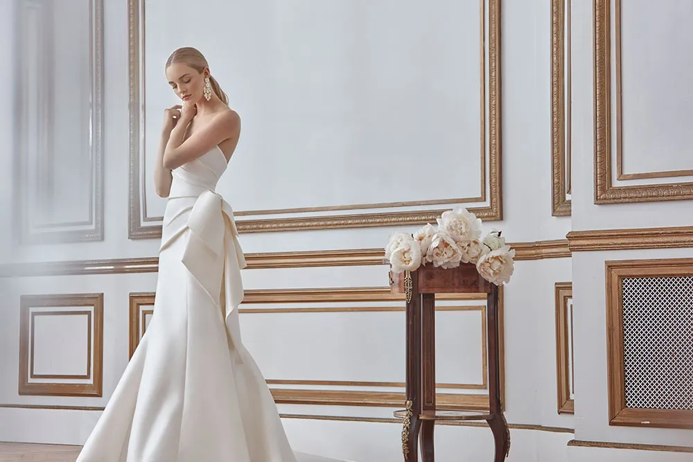 Sareh Nouri New York Fall 2021 Collection. theweddingnotebook.com