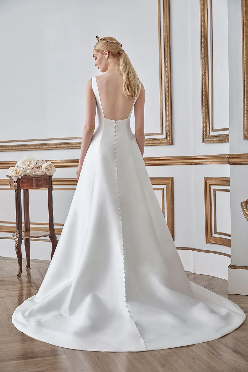 Sareh Nouri New York Fall 2021 Collection. theweddingnotebook.com