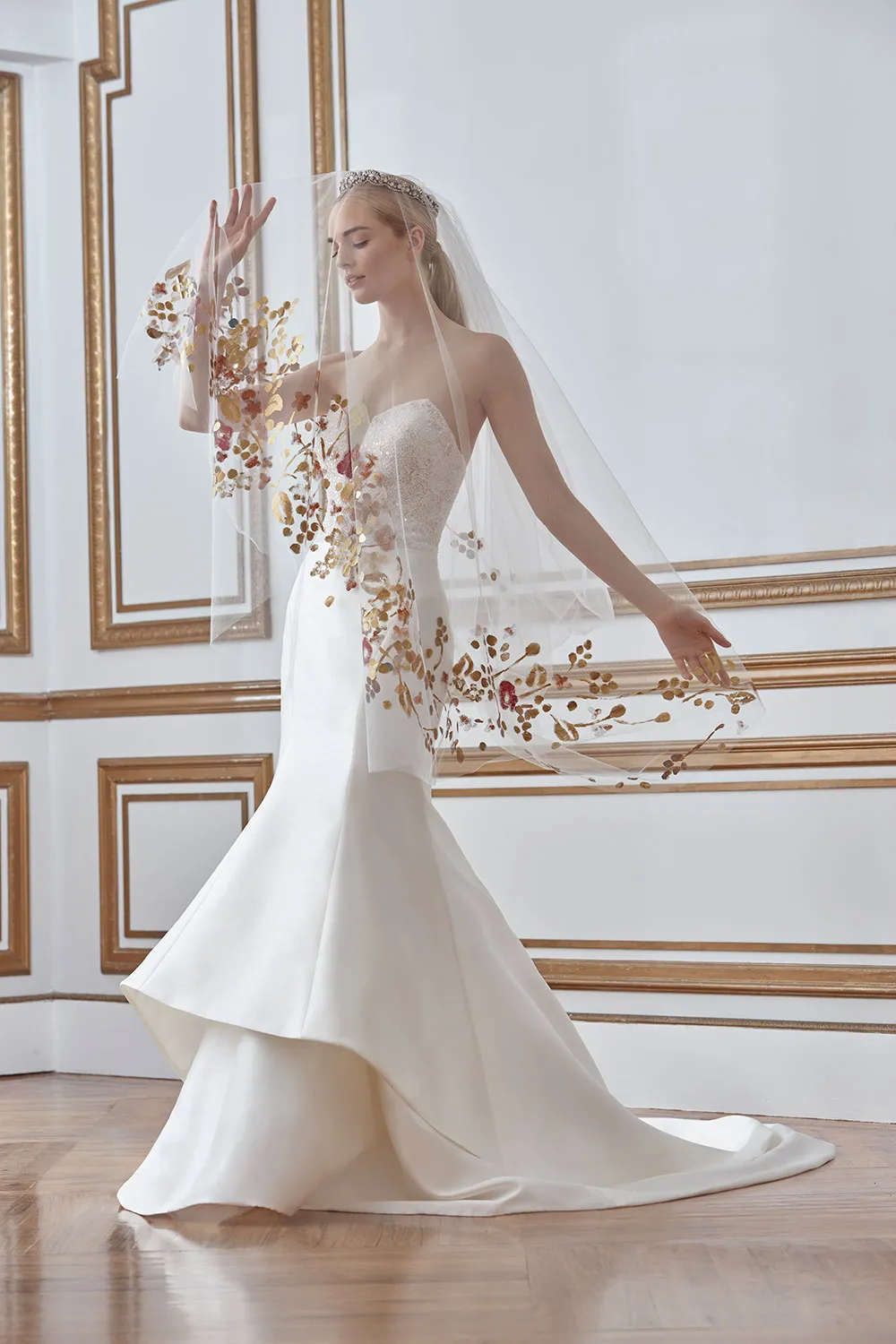 Sareh Nouri New York Fall 2021 Collection. theweddingnotebook.com