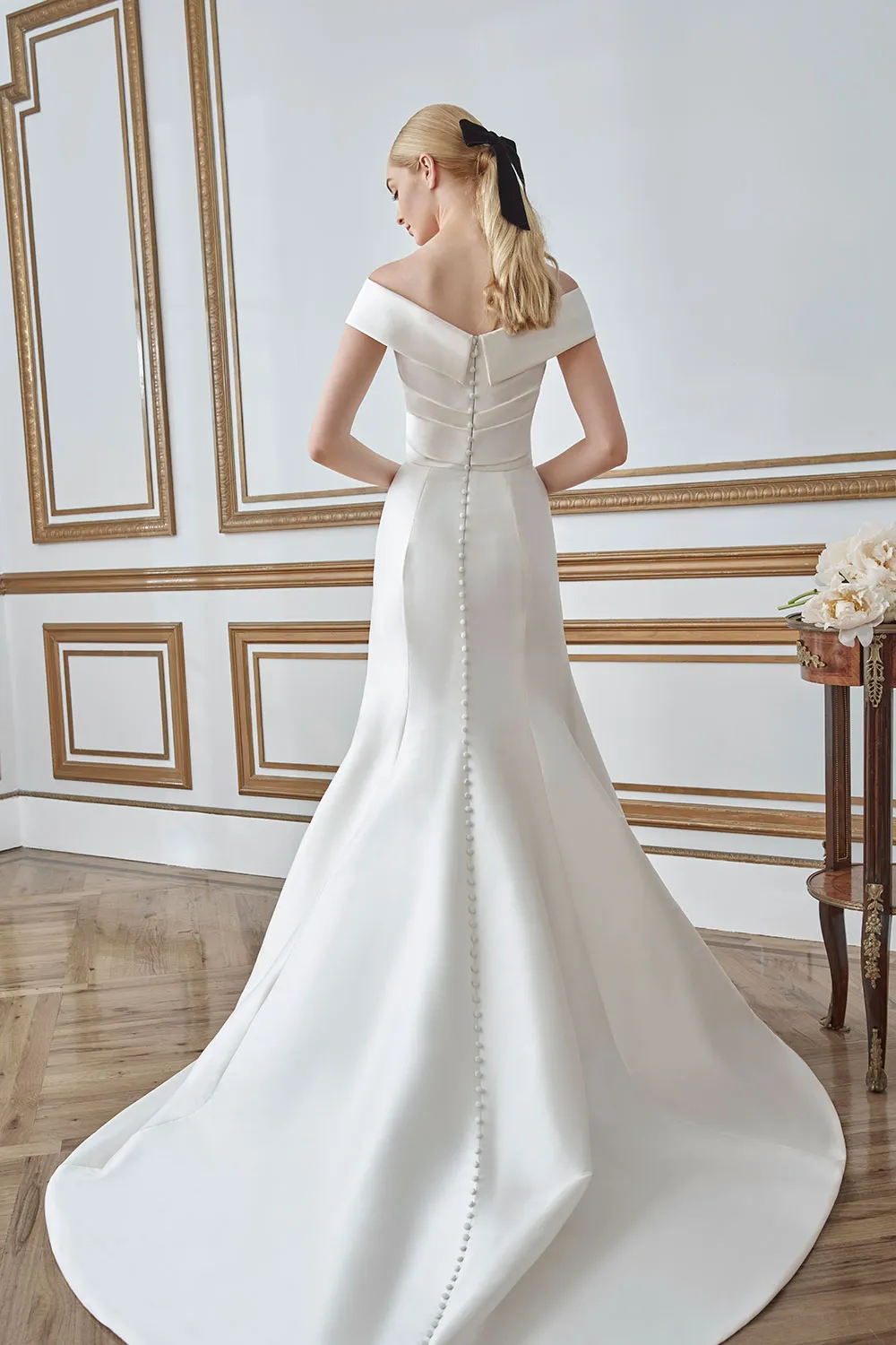 Sareh Nouri New York Fall 2021 Collection. theweddingnotebook.com