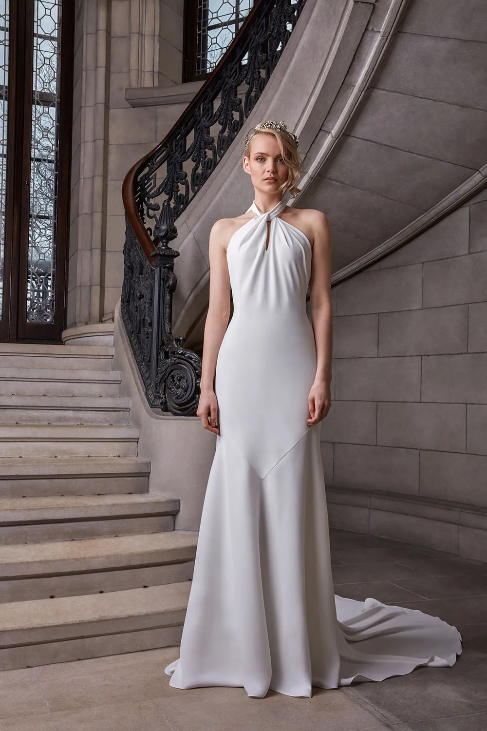 Astrid - Sareh Nouri Spring 2020 Collection. theweddingnotebook.com