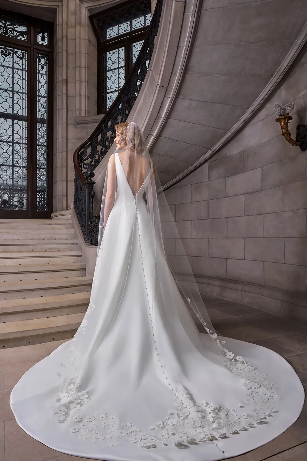 Caroline - Sareh Nouri Spring 2020 Collection. theweddingnotebook.com