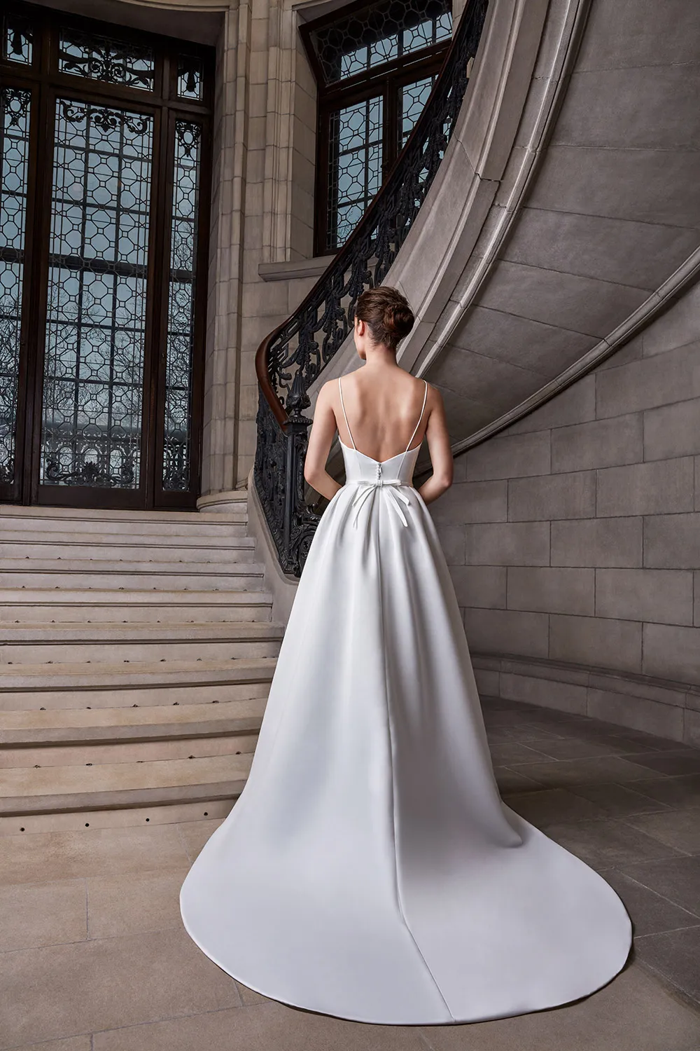 Margaret - Sareh Nouri Spring 2020 Collection. theweddingnotebook.com