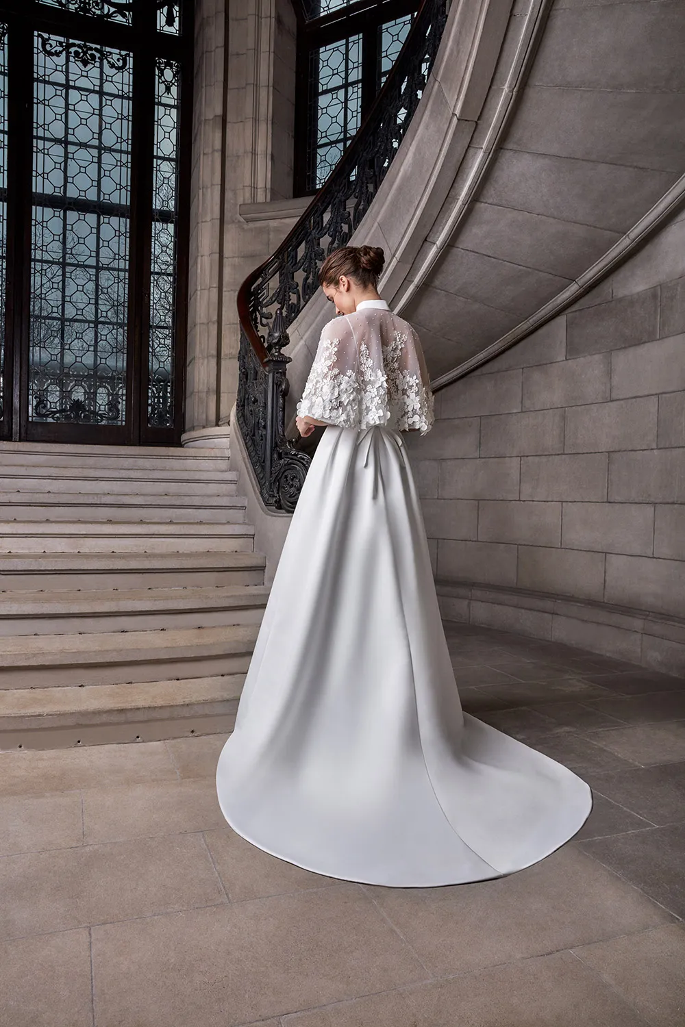 Marie Chantal Cape - Sareh Nouri Spring 2020 Collection. theweddingnotebook.com