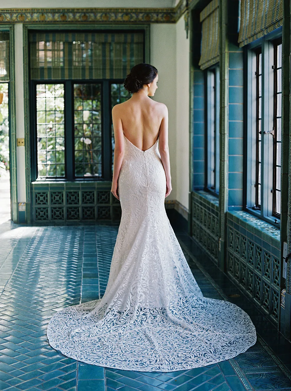 Marigold: Sareh Nouri – New York Spring 2017 Bridal Collection. theweddingnotebook.com